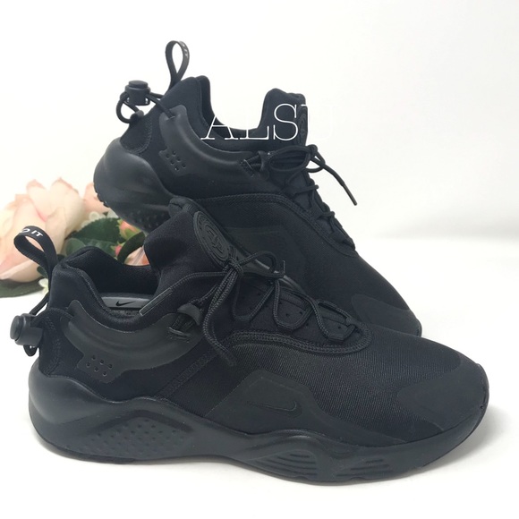 NWT Nike Air Huarache City Move Black W AUTHENTIC - Picture 2 of 8